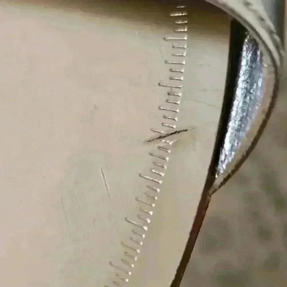 Miu Miu Womens Silver Crystal Strap Flat Designer Embellished Evening Sandal 40 - Picture 16 of 16